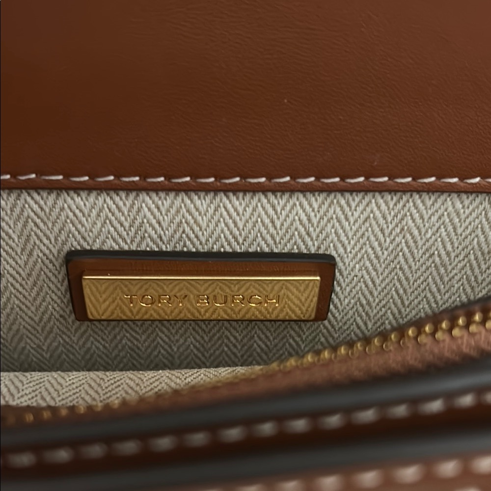 BNWT Tory Burch Elegant Brown and Cream Crossbody - Picture 6 of 9